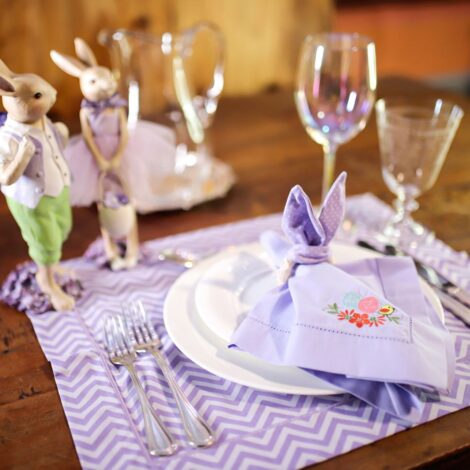 Aluguel de Kit Promocional de Mesa Posta para Páscoa