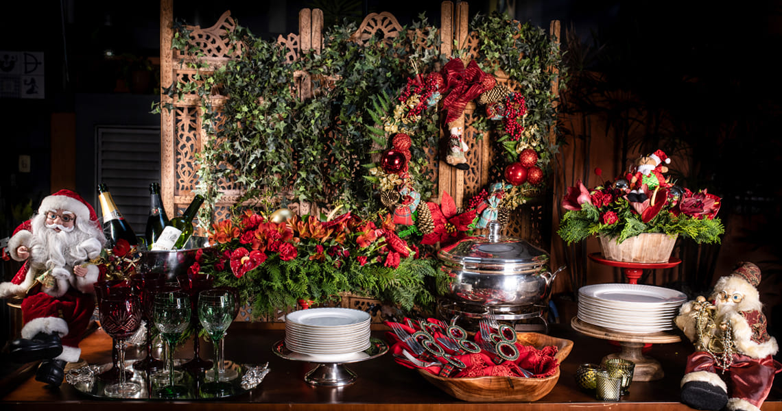 Aluguel De Rechaud E Mesa De Serviços Para O Natal